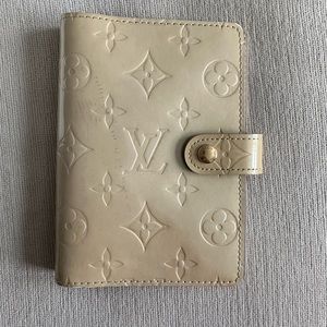 Louis Vuitton vernis agenda